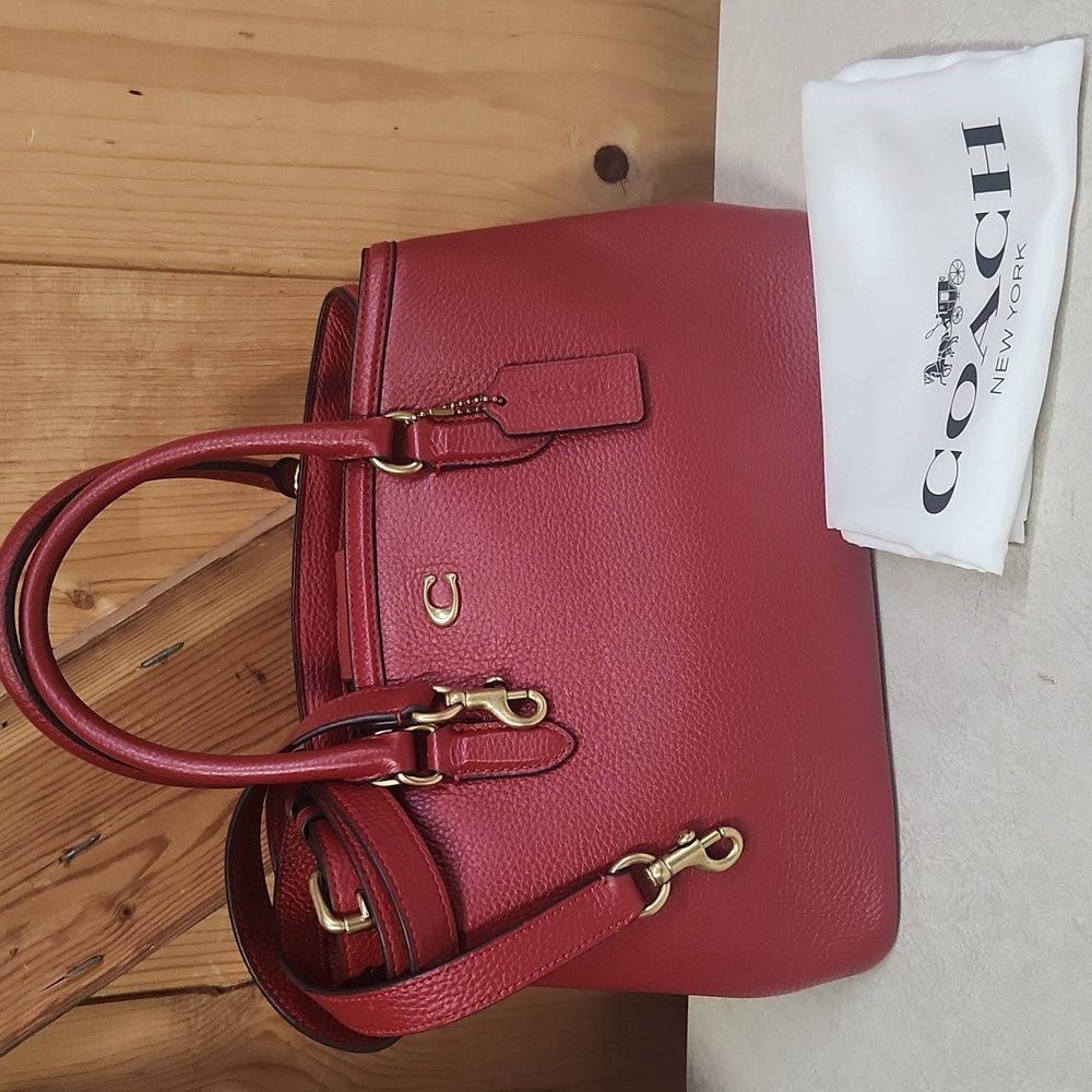 Coach Legacy Medium Pebbled Leather Carryall 28 B4/Ruby CU024